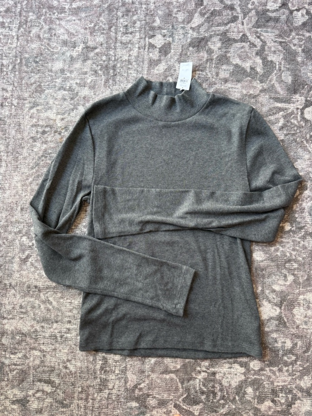 NEW! Gap ribbed turtle neck